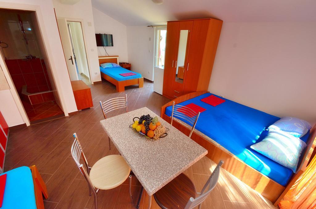 Apartments Scorpio コトル 部屋 写真