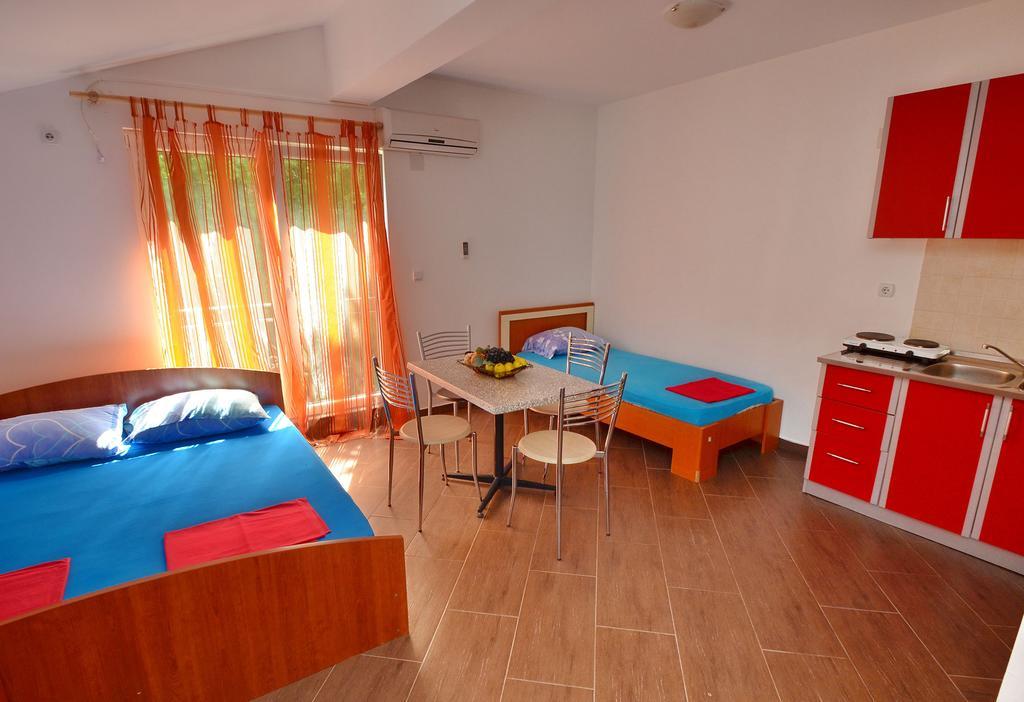 Apartments Scorpio コトル 部屋 写真